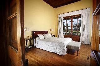 Room thumbnail 4