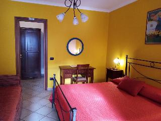Albergo Pace, Naples