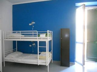La Controra Hostel, Naples
