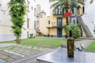 La Controra Hostel, Naples