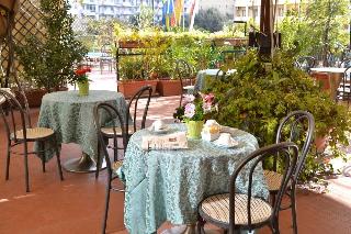Cesare Augusto, Naples