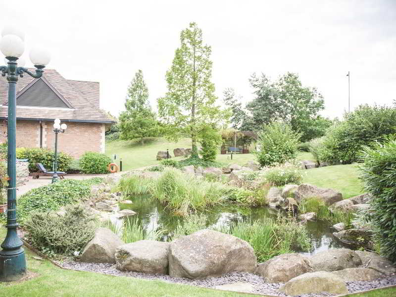Kettering Park & Spa, Northampton