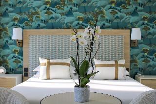 Room Room