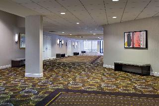 Lobby thumbnail 11