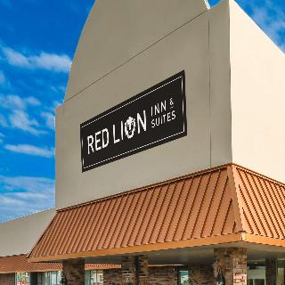 Howard Johnson&Suites by Wyndham Elk Grove Village