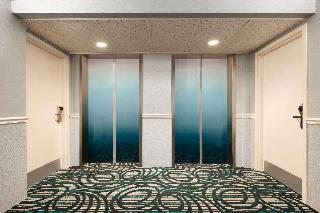 Howard Johnson Plaza by Wyndham Ocean City Oceanft