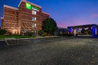 Holiday Inn Express Naperville
