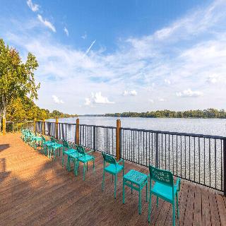 Super 8 By Wyndham Riverside Al