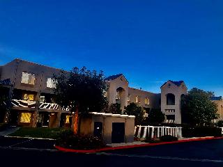 Surestay By Best Western Ontario Airport