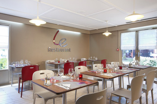 Hôtel Restaurant Campanile Meaux