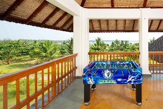 Le Pondy - Beach and Lake Resort