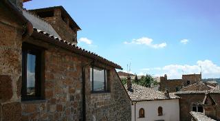 Palazzo Piccolomini, Perugia