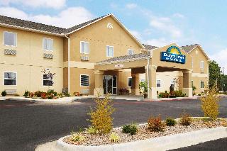 DAYS INN AND SUITES - CABOT