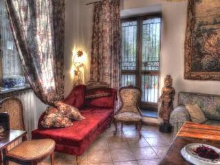 Villa Donna Fausta, Naples