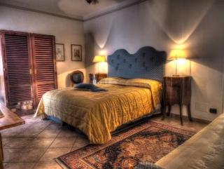 Villa Donna Fausta, Naples
