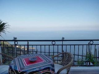 Villa Donna Fausta, Naples