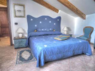 Villa Donna Fausta, Naples