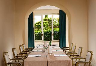 Grand Palazzo Della Fonte, Rome