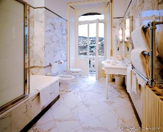 Grand Palazzo Della Fonte, Rome