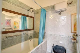 La Casa del Capitano, Rome