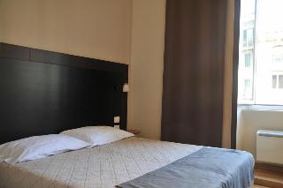 Sotto il Sole di Roma, Rome