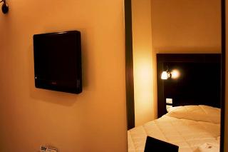 Sotto il Sole di Roma, Rome