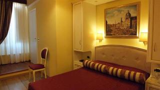 Relais Frattina, Rome