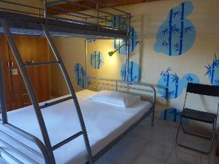 Wiki Hostel & Greenvillage, Rome