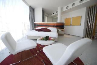 Waldorf, Rimini