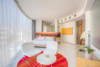 Waldorf, Rimini