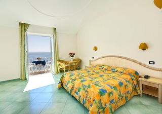 Albatros, Ischia