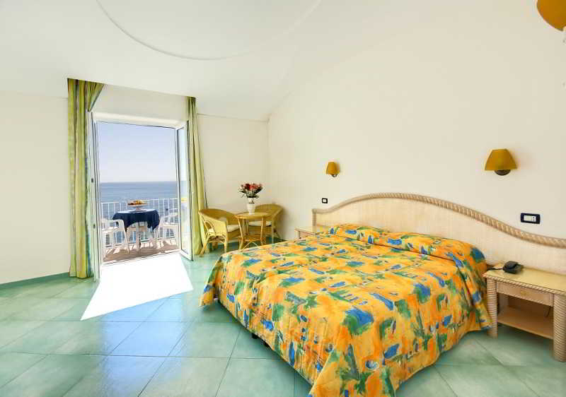 Albatros, Ischia