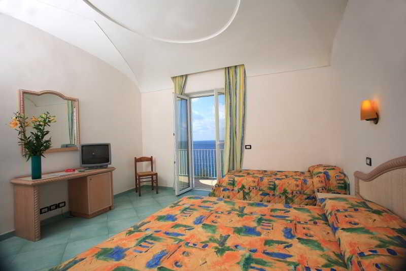 Albatros, Ischia
