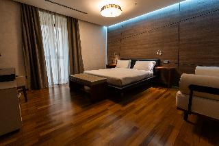 Divina Luxury Hotel