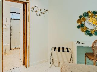 Room Room