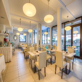 Hotel Ferretti Beach, Rimini