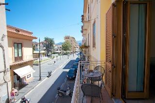 Sine Tempore, Sorrento