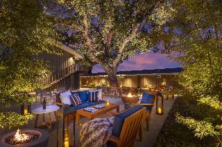 The Cottages Hotel