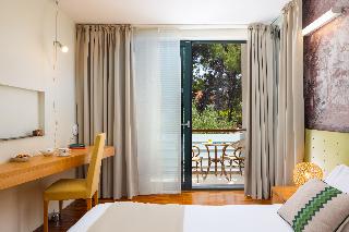 Room Room