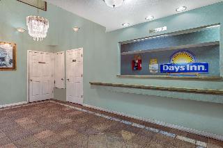 Days Inn By Wyndham San Antonio