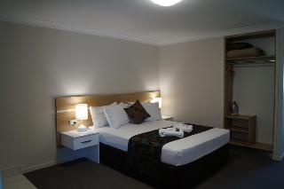 Castle Crest Motel