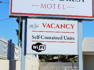 Castle Crest Motel