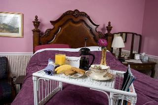 Little English Guesthouse Bed and Breakfast