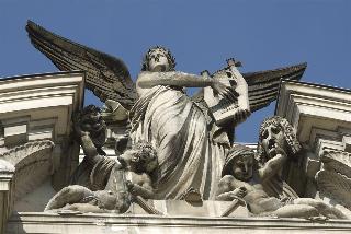 Du Theatre, Tours