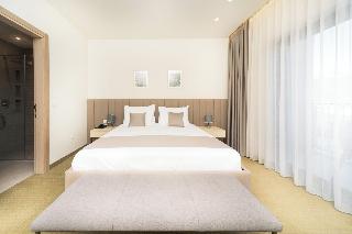 Room Room