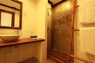 General view thumbnail 2