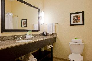 1 King Bed Suite