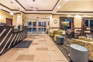 Days Inn & Suites By Wyndham Mineral Wells