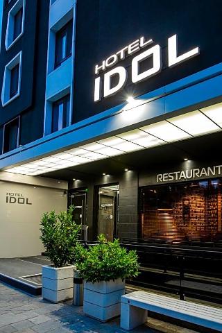 Hotel Idol
