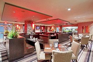 Holiday Inn & Suites Surrey East - Cloverdale